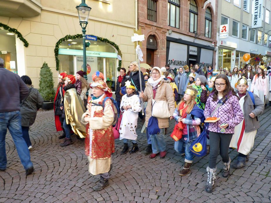 Bundesweite Eröffnung der Sternsingeraktion in Fulda (Foto: Karl-Franz Thiede)